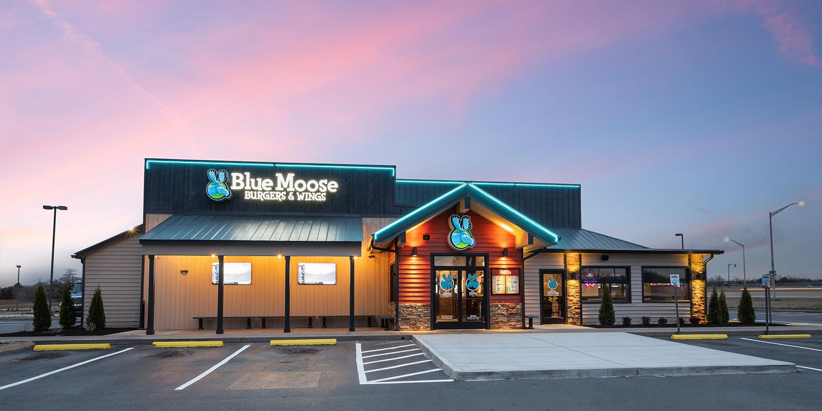 Menus Locations Blue Moose Burgers Wings   Alcoa Web 